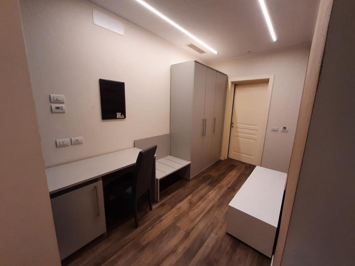 Stop&Go Suites And Apartments Маранелло Экстерьер фото